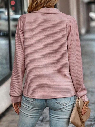 Viola Sweater - Elegant V-Neck for a Refined Look