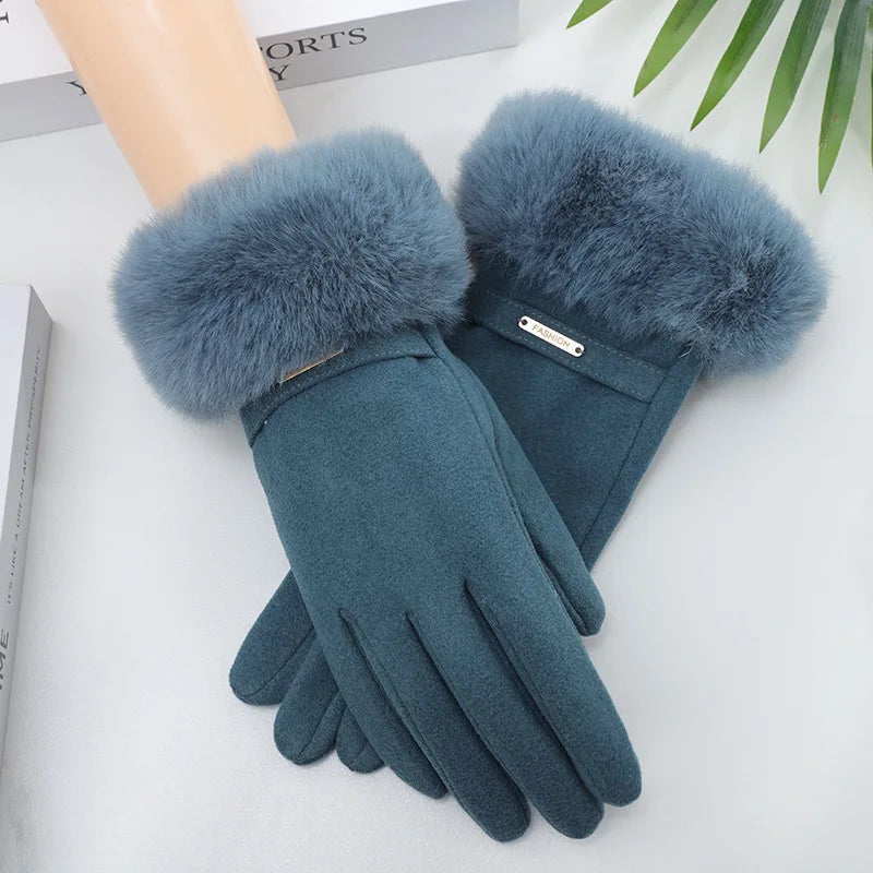 Siberian Aurora Fur Gloves