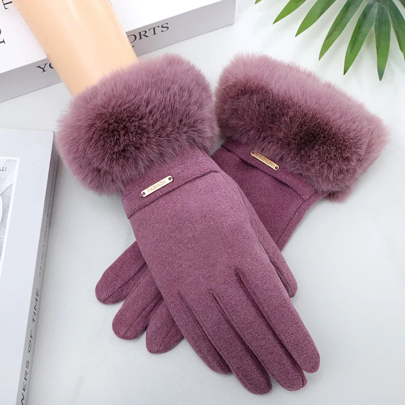 Siberian Aurora Fur Gloves