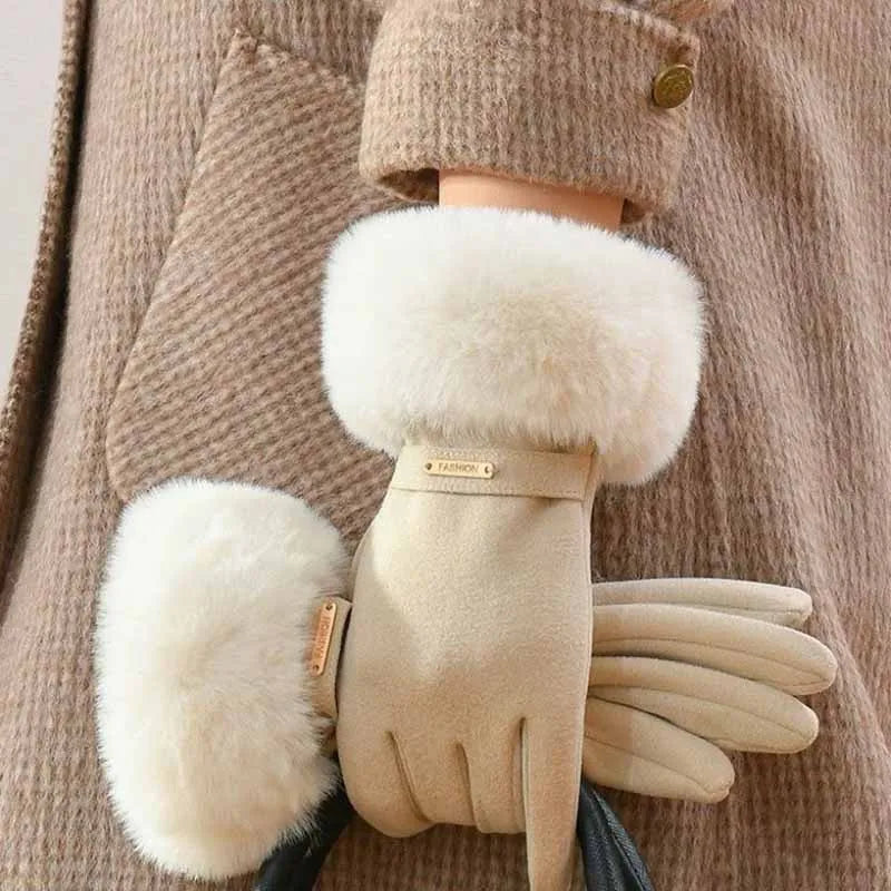 Siberian Aurora Fur Gloves