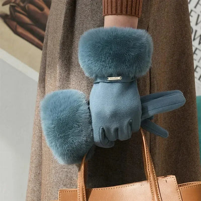 Siberian Aurora Fur Gloves